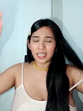 Snapshot of VALENTINA_ROUSE_ chatting on October 2025 03:17:01 AM VALENTINA ROUSE online show from October 2025 03:17:01 AM