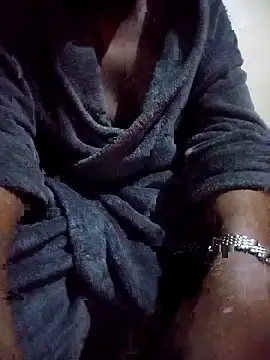 OnlyMoneyIwanT online show from April 2026 02:59:02 AM