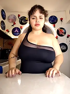 SeleneLuminari8 online show from September 2025 05:15:02 PM