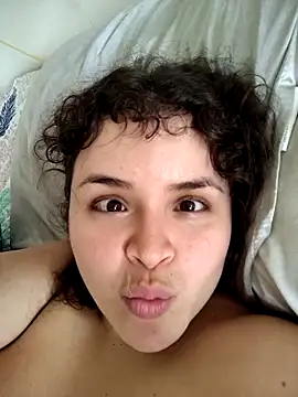 SeleneLuminari8 online show from February 2026 05:40:02 PM