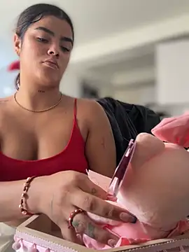 Kaily Sweet16 online show from March 2026 07:13:02 PM