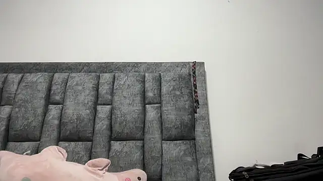 Snapshot of Sophia_copper chatting on October 2025 04:13:02 AM Sophia copper online show from October 2025 04:13:02 AM