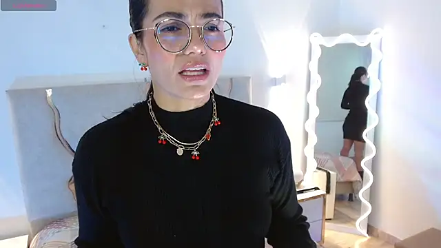 Snapshot of Rosalind_tay chatting on December 2025 11:08:02 AM Rosalind tay online show from December 2025 11:08:02 AM