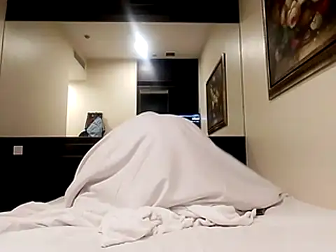 Ayie1822xh online show from February 2026 02:38:02 PM