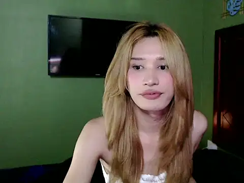 SerenaCortesi online show from September 2025 05:07:02 PM