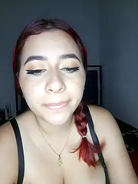 Snapshot of Chloe_Sky_love chatting on October 2025 04:37:01 AM Chloe Sky love online show from October 2025 04:37:01 AM