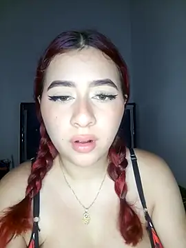 Snapshot of Chloe_Sky_love chatting on November 2025 04:01:01 AM Chloe Sky love online show from November 2025 04:01:01 AM