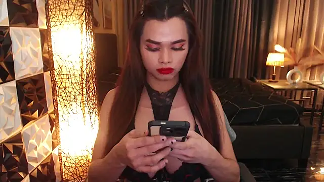 BigCockMaxineTS online show from September 2025 05:58:01 PM