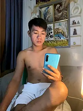 Snapshot of xshyboyx chatting on September 2025 03:23:01 PM xshyboyx online show from September 2025 03:23:01 PM
