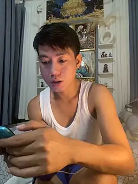 Snapshot of xshyboyx chatting on September 2025 03:30:02 AM xshyboyx online show from September 2025 03:30:02 AM