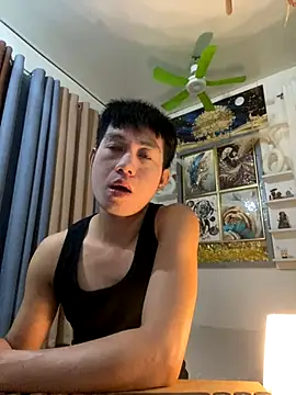Snapshot of xshyboyx chatting on October 2025 10:04:01 AM xshyboyx online show from October 2025 10:04:01 AM