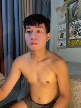 Snapshot of xshyboyx chatting on February 2026 02:18:02 AM xshyboyx online show from February 2026 02:18:02 AM