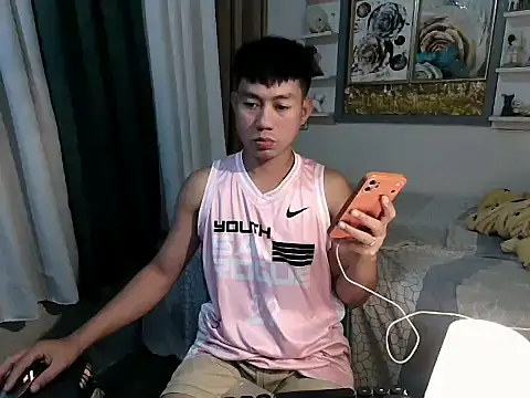 Snapshot of xshyboyx chatting on May 2026 12:57:02 PM xshyboyx online show from May 2026 12:57:02 PM