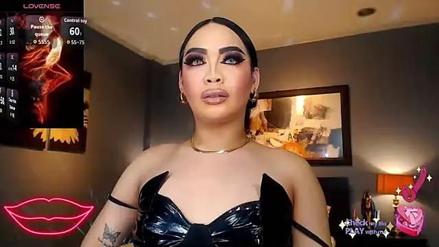 FridaHumphrey online show from April 2026 06:49:02 PM