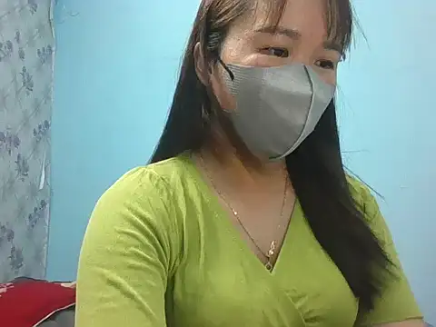 Snapshot of Hachi077 chatting on September 2025 03:50:01 AM Hachi077 online show from September 2025 03:50:01 AM