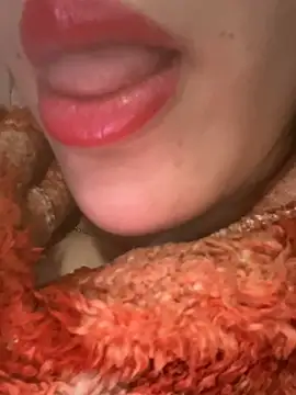 Snapshot of Mimisixo chatting on March 2026 11:56:02 PM Mimisixo online show from March 2026 11:56:02 PM