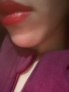 Snapshot of Mimisixo chatting on April 2026 10:59:01 PM Mimisixo online show from April 2026 10:59:01 PM