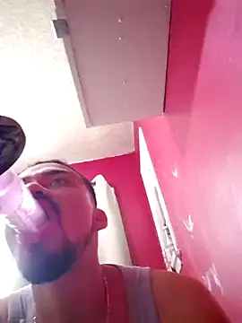 Cnutt310 online show from September 2025 05:36:02 PM