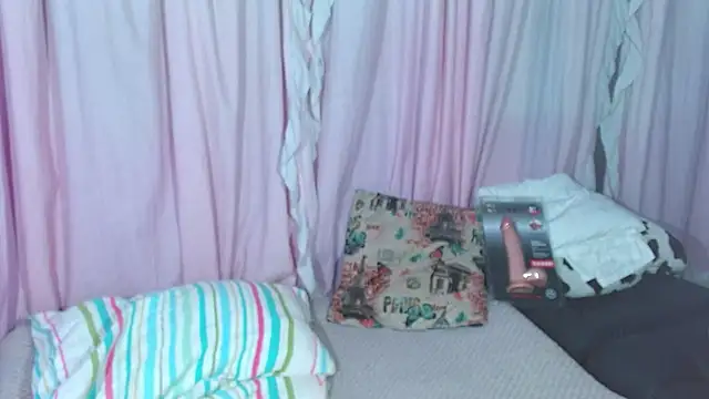 meghan devil  online show from August 2026 07:32:02 AM