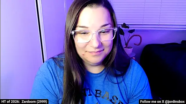 Snapshot of MoonBalloons chatting on March 2026 06:06:02 AM MoonBalloons online show from March 2026 06:06:02 AM