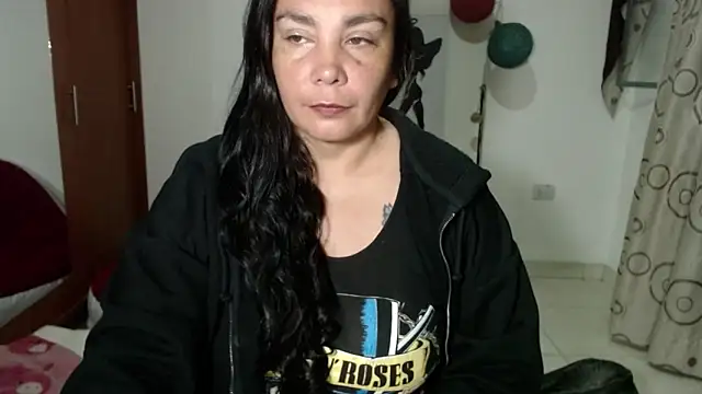 Vivian milf paint online show from September 2025 03:30:02 AM