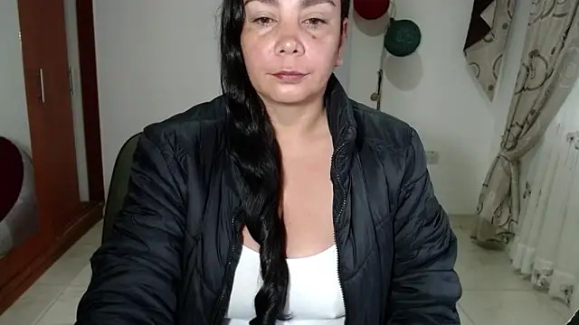 Vivian milf paint online show from November 2025 10:59:02 AM