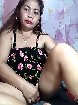 sexybitch 02 online show from April 2026 07:15:01 PM