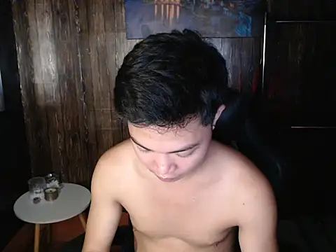 hotzachery online show from April 2026 12:07:01 PM