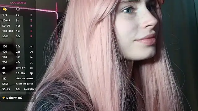 Snapshot of PieraMarch chatting on March 2026 07:27:01 PM PieraMarch online show from March 2026 07:27:01 PM