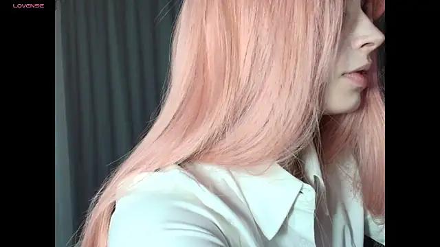 Snapshot of PieraMarch chatting on March 2026 08:03:01 PM PieraMarch online show from March 2026 08:03:01 PM