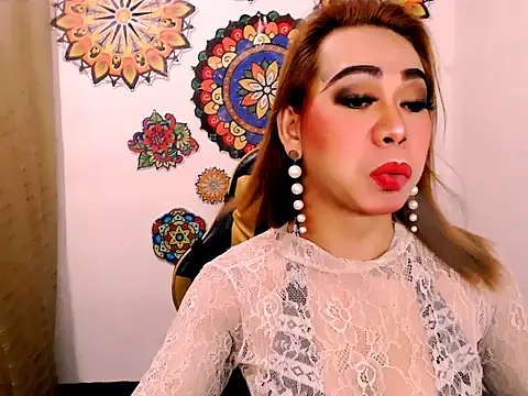 Snapshot of xxMistressWildKimxx chatting on October 2025 08:27:02 AM xxMistressWildKimxx online show from October 2025 08:27:02 AM