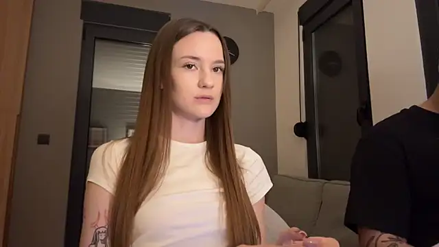 Snapshot of TenDouble chatting on September 2025 10:24:02 PM TenDouble online show from September 2025 10:24:02 PM