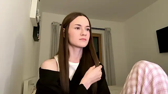 Snapshot of TenDouble chatting on March 2026 09:21:01 PM TenDouble online show from March 2026 09:21:01 PM