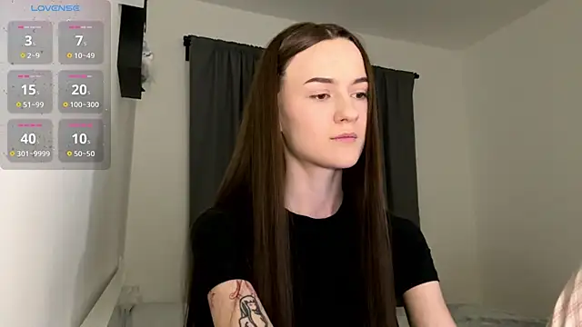 Snapshot of TenDouble chatting on April 2026 09:09:01 PM TenDouble online show from April 2026 09:09:01 PM