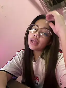 Snapshot of aaliyah_walker chatting on July 2026 01:29:01 PM aaliyah walker online show from July 2026 01:29:01 PM