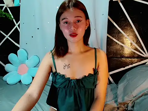 urgirl mikah online show from September 2025 10:37:02 PM