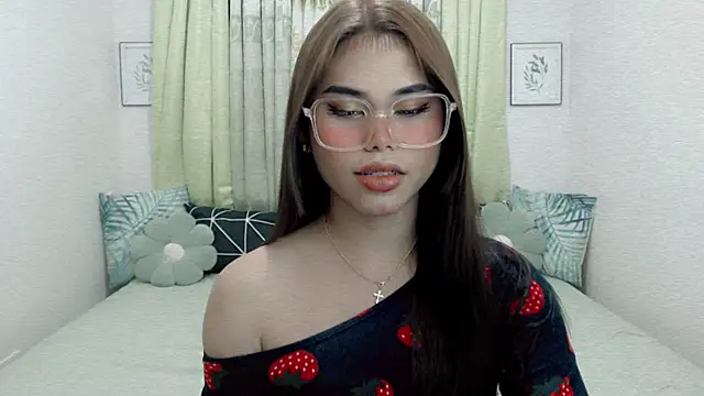 Snapshot of PrettyBlythes_TS chatting on February 2026 12:03:01 AM PrettyBlythes TS online show from February 2026 12:03:01 AM