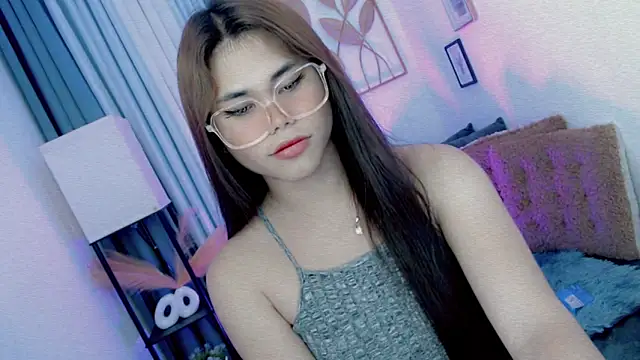 Snapshot of PrettyBlythes_TS chatting on April 2026 09:25:02 AM PrettyBlythes TS online show from April 2026 09:25:02 AM