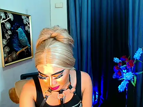 Snapshot of Queen_yasii_88 chatting on October 2025 03:54:02 PM Queen yasii 88 online show from October 2025 03:54:02 PM