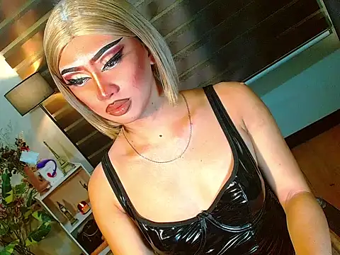 Snapshot of Queen_yasii_88 chatting on April 2026 02:06:02 PM Queen yasii 88 online show from April 2026 02:06:02 PM