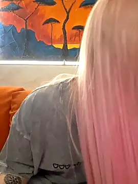 KateMonroe online show from April 2026 09:48:02 PM