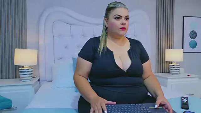 KiimBrooks online show from January 2026 11:04:01 AM