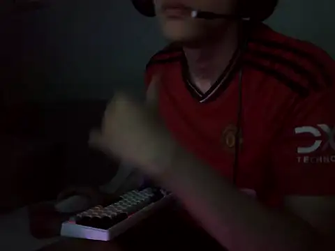 boyhigh1997 online show from September 2025 10:37:01 AM