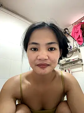 Snapshot of princess_janine chatting on September 2025 06:48:02 AM princess janine online show from September 2025 06:48:02 AM