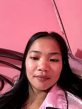Snapshot of princess_janine chatting on September 2025 10:44:02 PM princess janine online show from September 2025 10:44:02 PM