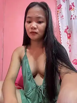 Snapshot of princess_janine chatting on December 2025 09:19:02 PM princess janine online show from December 2025 09:19:02 PM