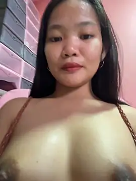 Snapshot of princess_janine chatting on January 2026 09:13:01 AM princess janine online show from January 2026 09:13:01 AM