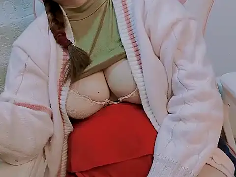 Alinee777 online show from February 2026 06:40:02 AM