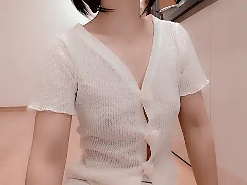 Snapshot of Tea_Mei chatting on September 2025 01:05:02 PM Tea Mei online show from September 2025 01:05:02 PM