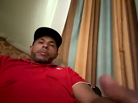 Snapshot of Rcarrasco15 chatting on April 2026 02:47:01 PM Rcarrasco15 online show from April 2026 02:47:01 PM